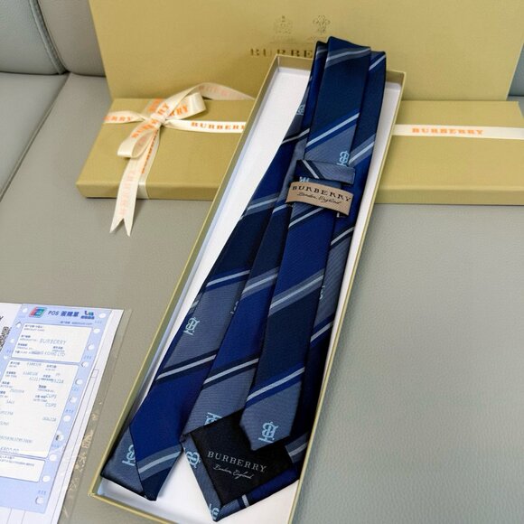 Men's Burberry Tie - Picture 2 of 5